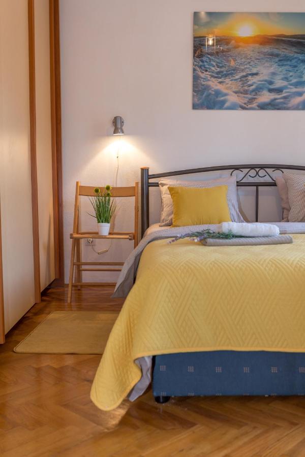 So Hvar So Good! Spacious With Terrace Хвар Екстер'єр фото