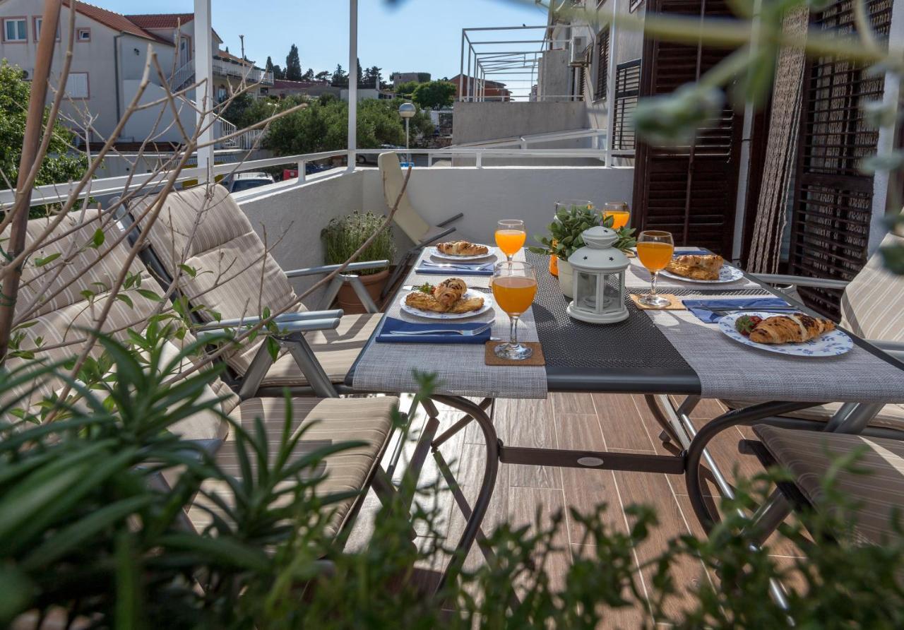 So Hvar So Good! Spacious With Terrace Хвар Екстер'єр фото