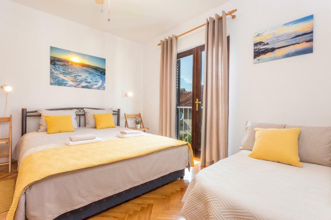So Hvar So Good! Spacious With Terrace Хвар Екстер'єр фото
